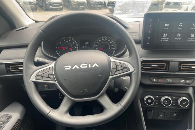 Dacia Sandero image 1