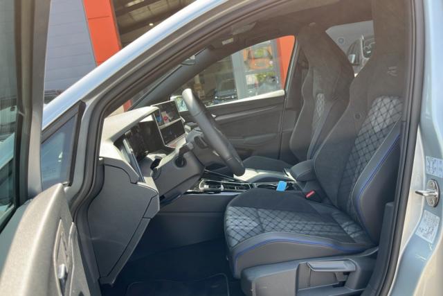 Volkswagen Golf image 2