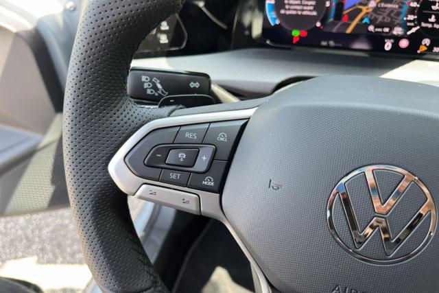 Volkswagen Golf image 1