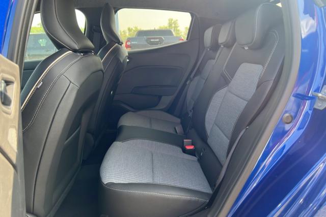 Renault Clio image 2