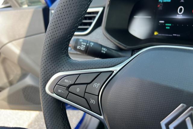 Renault Clio image 8