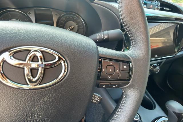 Toyota Hilux image 5