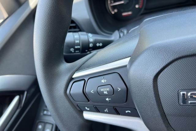 Isuzu D-Max image 2