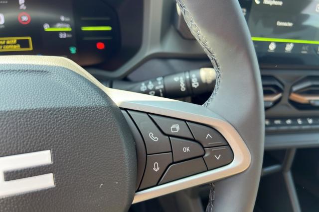 Dacia Duster image 6