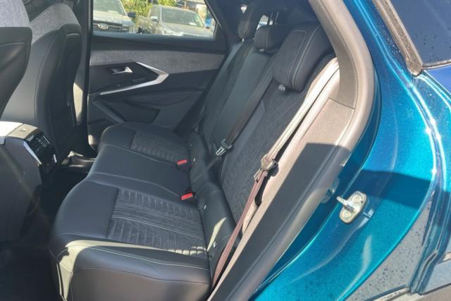 Peugeot 3008 image 8