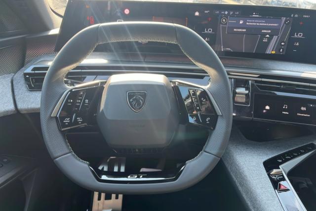 Peugeot 3008 image 3