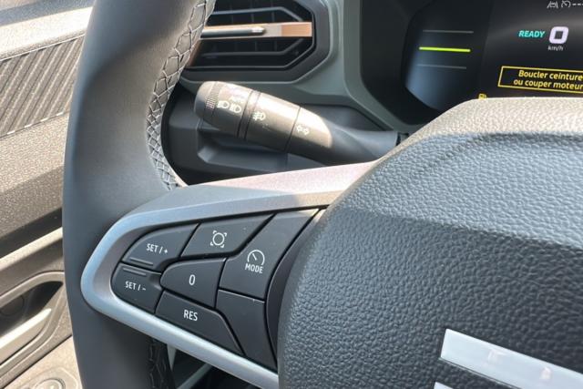 Dacia Duster image 8