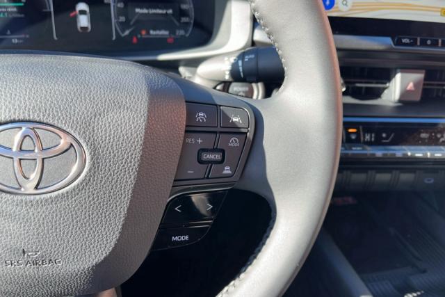 Toyota C-Hr image 6