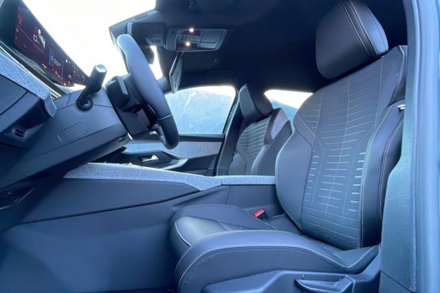 Peugeot 5008 image 6