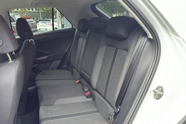 Volkswagen T-Roc image 7