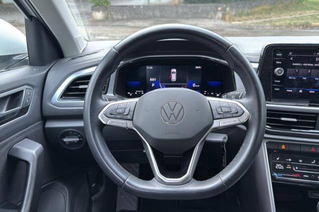 Volkswagen T-Roc image 8