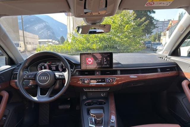 Audi A4 image 8