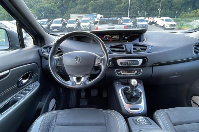 Renault Grand Scénic image 2