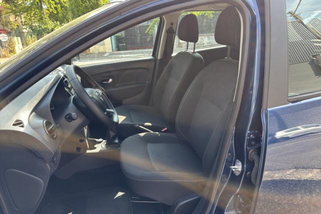 Dacia Sandero image 2