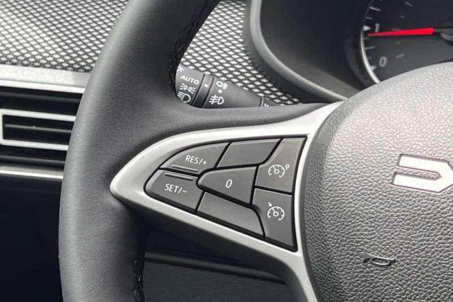 Dacia Jogger image 6