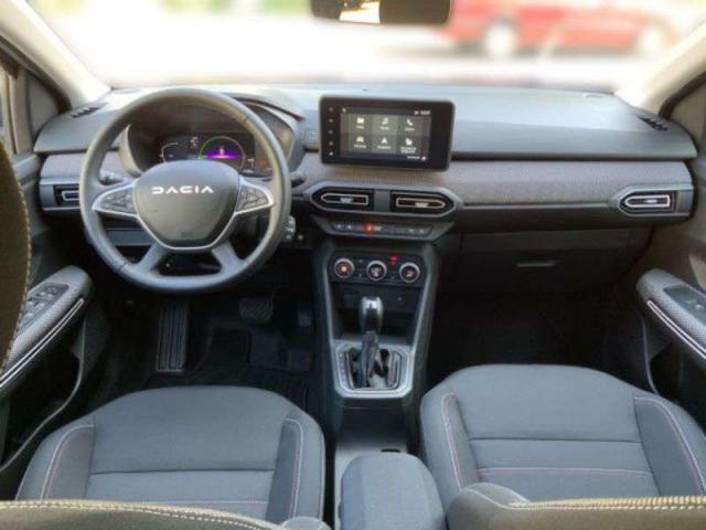 Dacia Jogger image 1