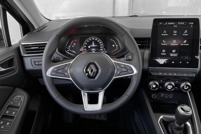 Renault Clio image 9