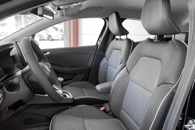 Renault Clio image 8