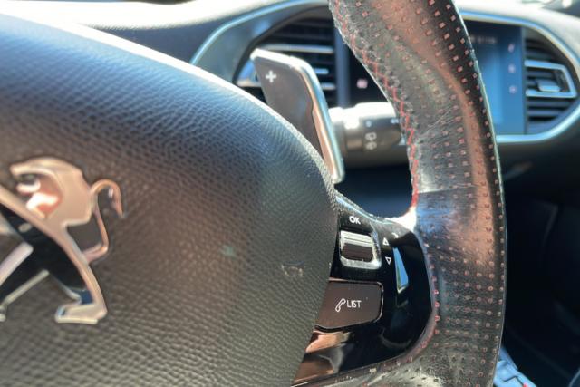 Peugeot 308 image 7