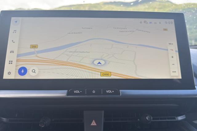 Toyota C-Hr image 2