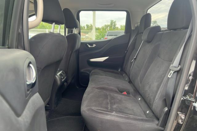Nissan Navara image 6