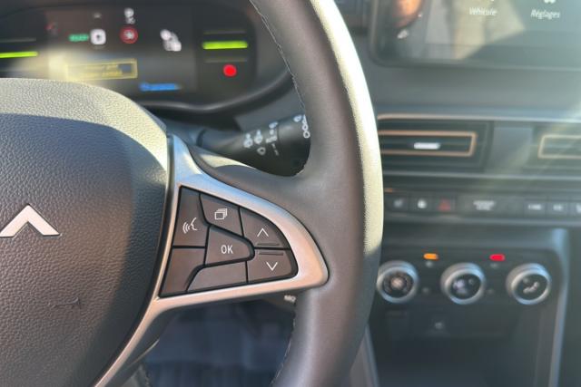 Dacia Jogger image 1