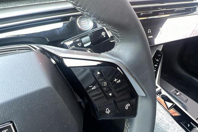 Peugeot 3008 image 9