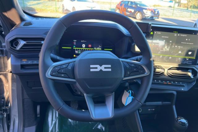 Dacia Duster image 9
