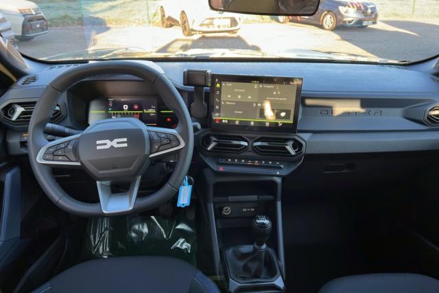 Dacia Duster image 1