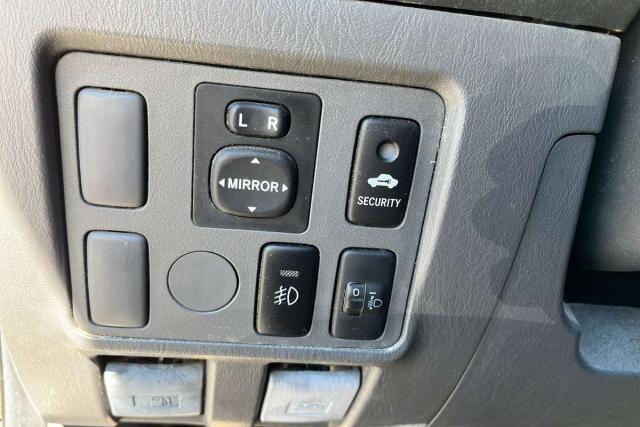 Toyota Hilux image 7