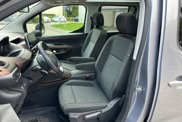 Peugeot Rifter image 1