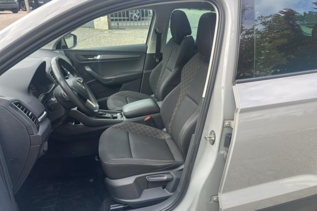 Skoda Karoq image 9