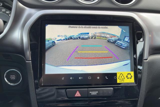 Suzuki Vitara image 2