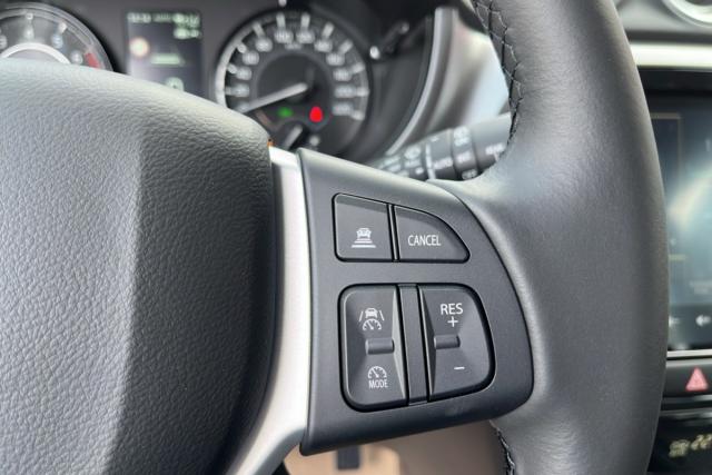 Suzuki Vitara image 9