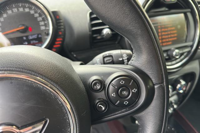 Mini Clubman image 4