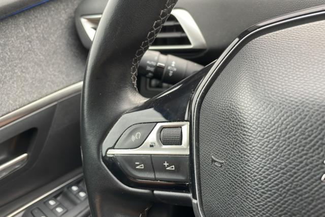 Peugeot 5008 image 4