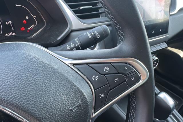 Renault Captur image 9