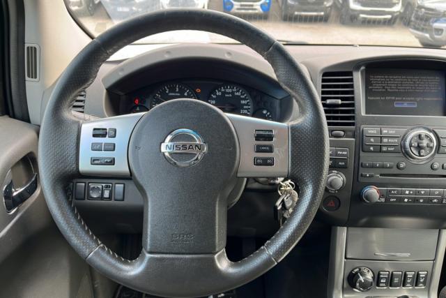 Nissan Navara image 8