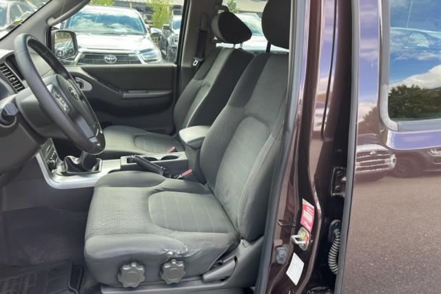 Nissan Navara image 2