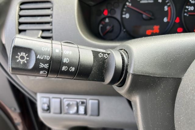 Nissan Navara image 6