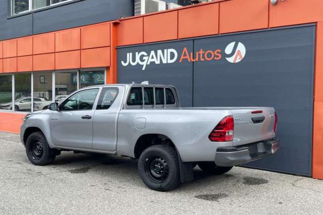 Toyota Hilux image 6