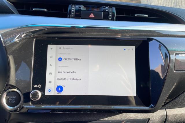 Toyota Hilux image 2