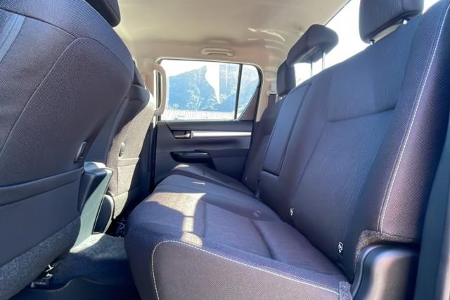 Toyota Hilux image 9