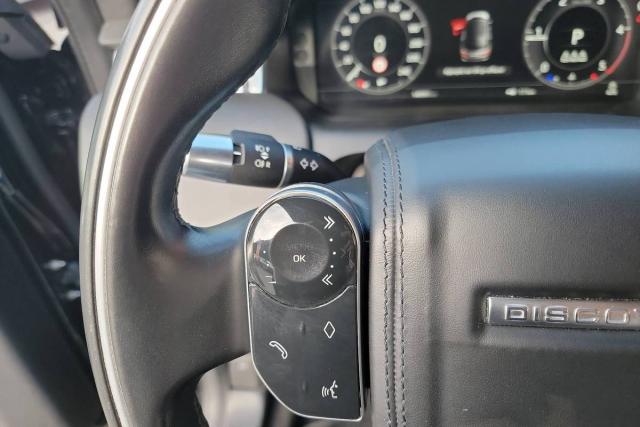 Land Rover Discovery Sport image 1