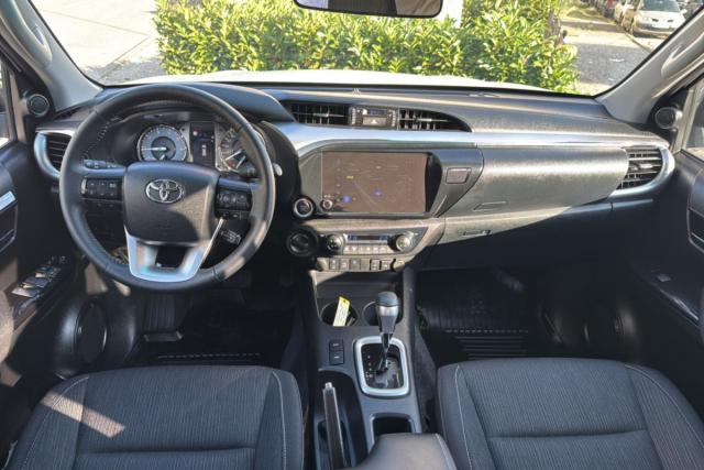 Toyota Hilux image 3