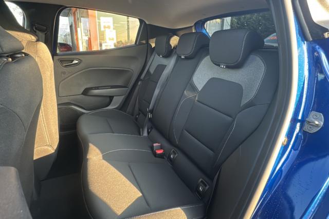 Renault Clio image 8