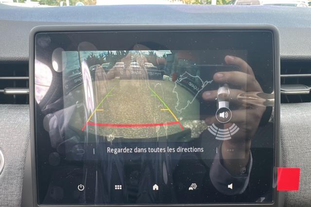 Renault Clio image 1