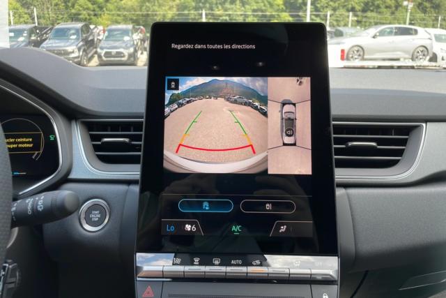 Renault Captur image 1