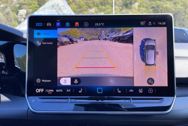 Volkswagen Golf image 2