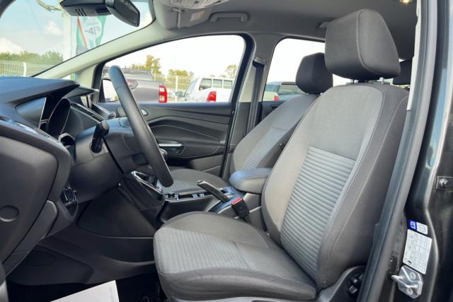 Ford C-Max image 6